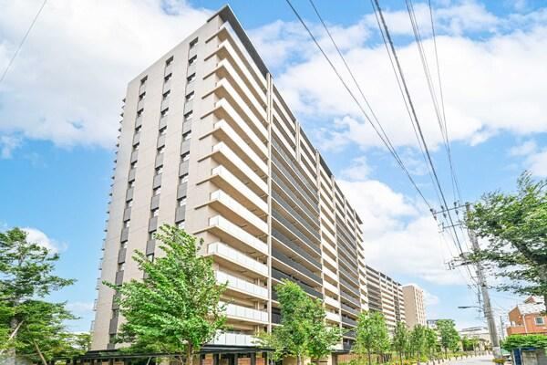 4LDK apartment in Kita Ward, Tokyo - Photo 1