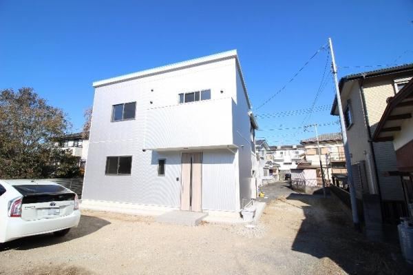2LDK house in Tsuchiura, Ibaraki - Photo 1