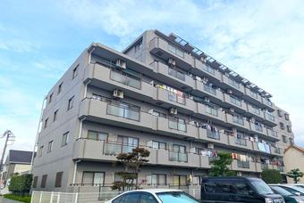 2LDK+S apartment in Miyashiro, Minamisaitama District