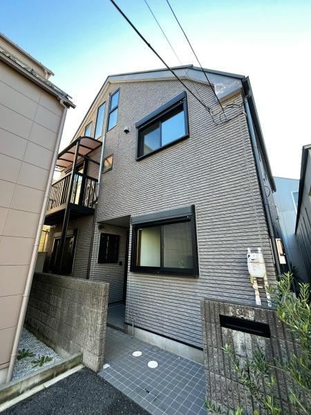 3LDK house in Nerima Ward, Tokyo - Photo 1