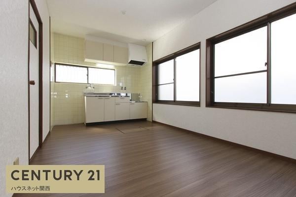 4DK house in Fushimi Ward, Kyoto - Photo 1