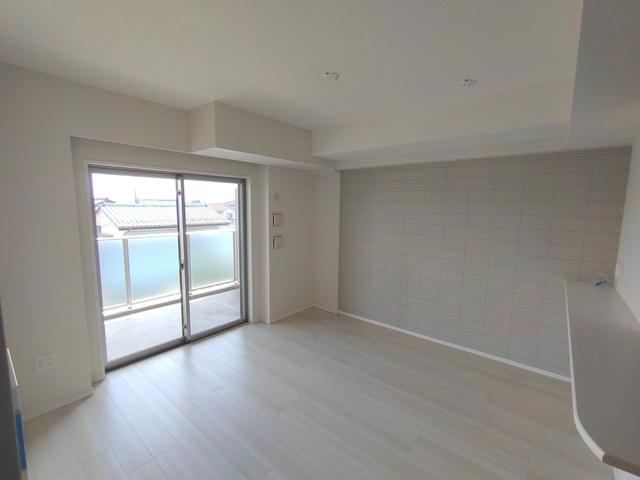 3LDK apartment in Iwatsuki Ward, Saitama - Photo 1