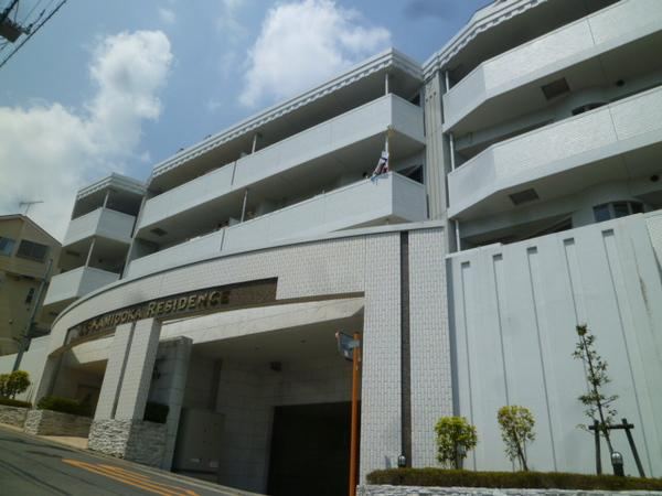 3LDK apartment in Konan Ward, Yokohama, Kanagawa - Photo 1
