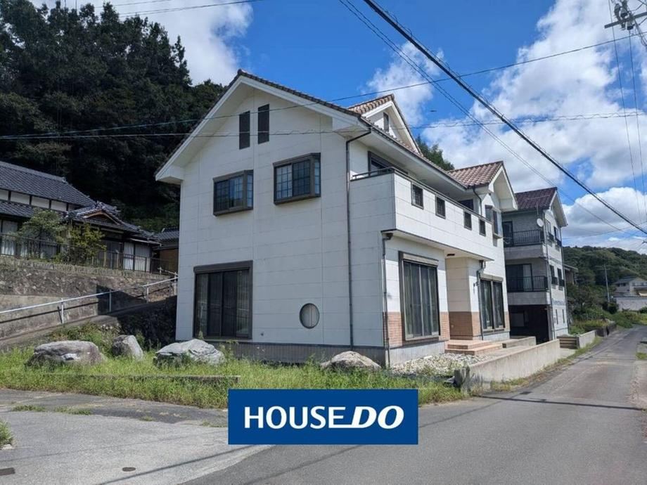 6LDK+S house in Hikari, Yamaguchi - Photo 1