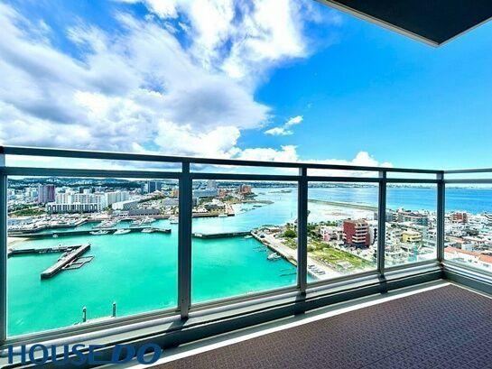 2LDK apartment in Chatan, Nakagami District, Okinawa - Photo 1