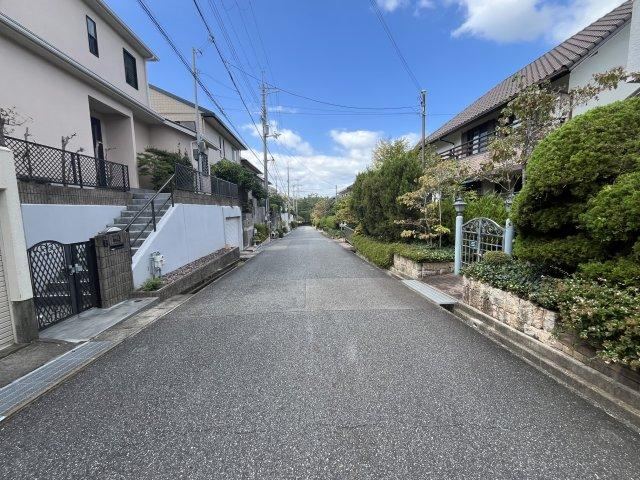 4LDK house in Kita Ward, Kobe, Hyogo - Photo 1