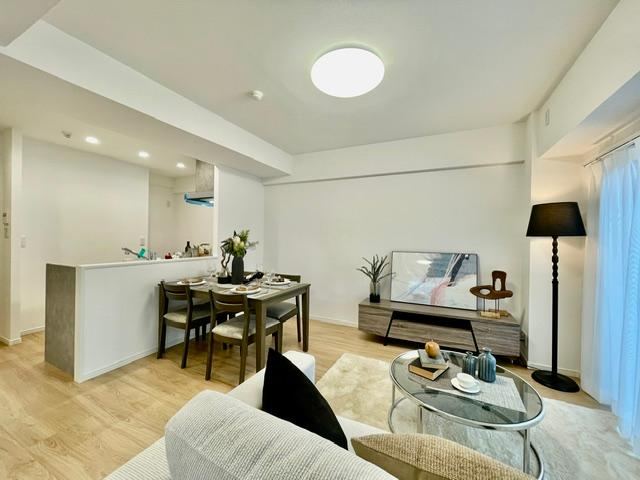 3LDK apartment in Fuchu, Tokyo - Photo 1