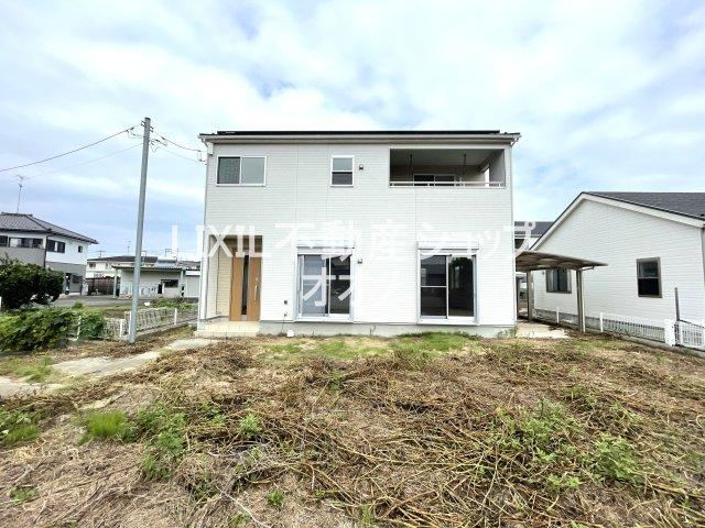 4LDK house in Kazo, Saitama - Photo 1