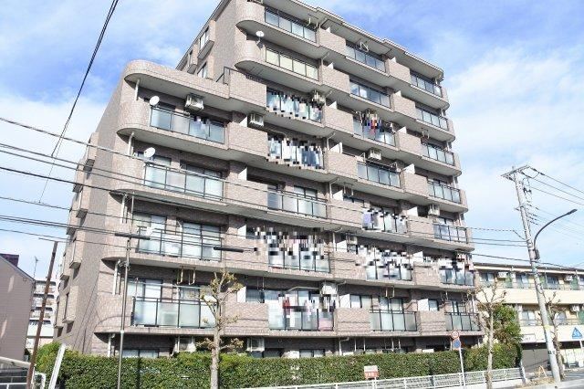 2LDK+S apartment in Soka, Saitama - Photo 1