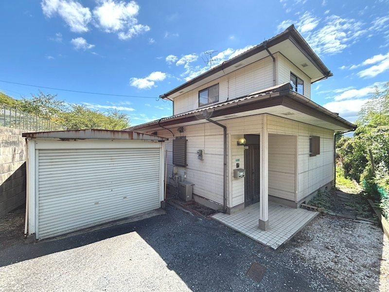 3LDK house in Kokuraminami Ward, Kitakyushu, Fukuoka - Photo 1