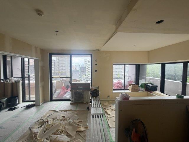 4LDK apartment in Nishi Ward, Fukuoka - Photo 1