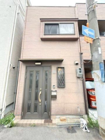 2LDK house in Higashiosaka, Osaka - Photo 1