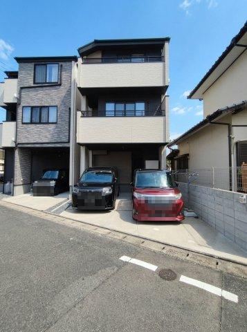 5LDK house in Nishi Ward, Fukuoka - Photo 1