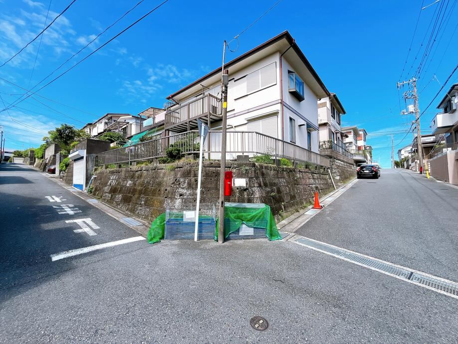 4LDK house in Yokosuka, Kanagawa - Photo 1