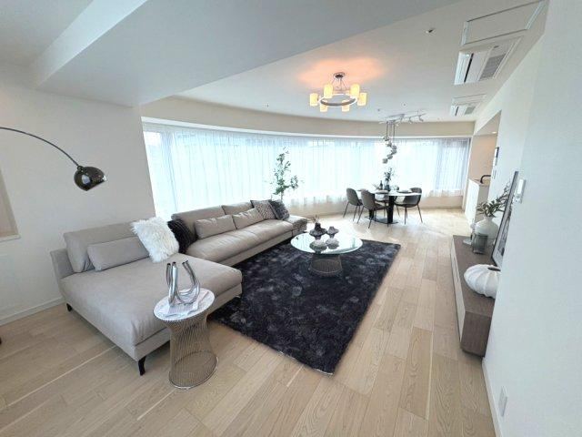 2LDK apartment in Chuo Ward, Osaka - Photo 1