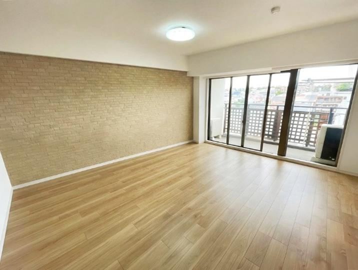 3LDK apartment in Nishinomiya, Hyogo - Photo 1