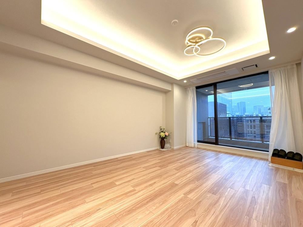 2LDK apartment in Chuo Ward, Tokyo - Photo 1