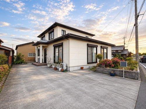 4LDK house in Higashiomi, Shiga - Photo 1