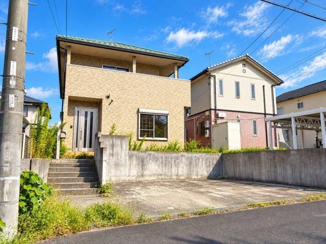 4LDK house in Higashiomi, Shiga - Photo 1