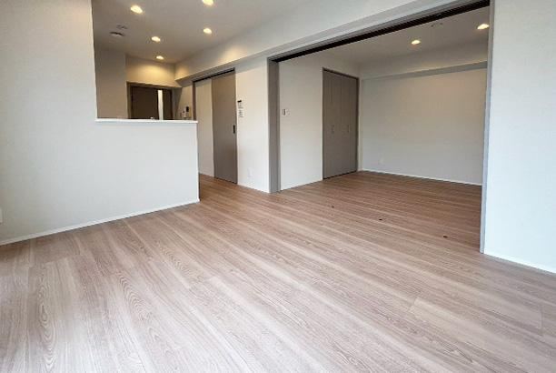1LDK apartment in Meguro Ward, Tokyo - Photo 1