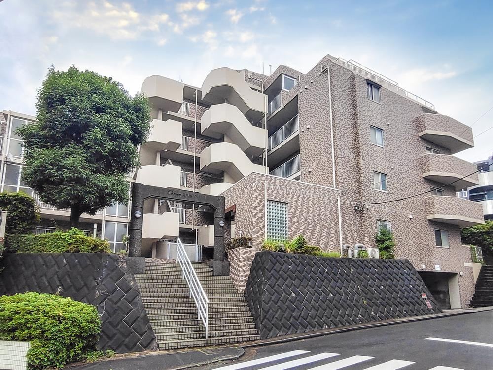 3LDK apartment in Hodogaya Ward, Yokohama, Kanagawa - Photo 1