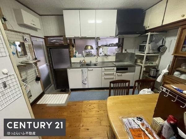 3DK house in Miyakonojo, Miyazaki - photo 5