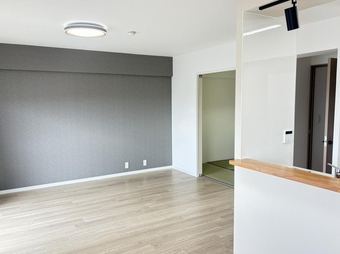 3LDK apartment in Nishi Ward