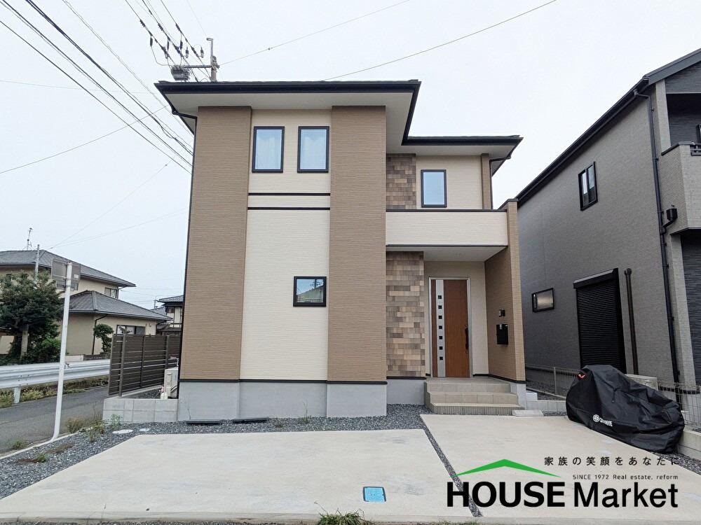 4LDK house in Tosu, Saga - Photo 1