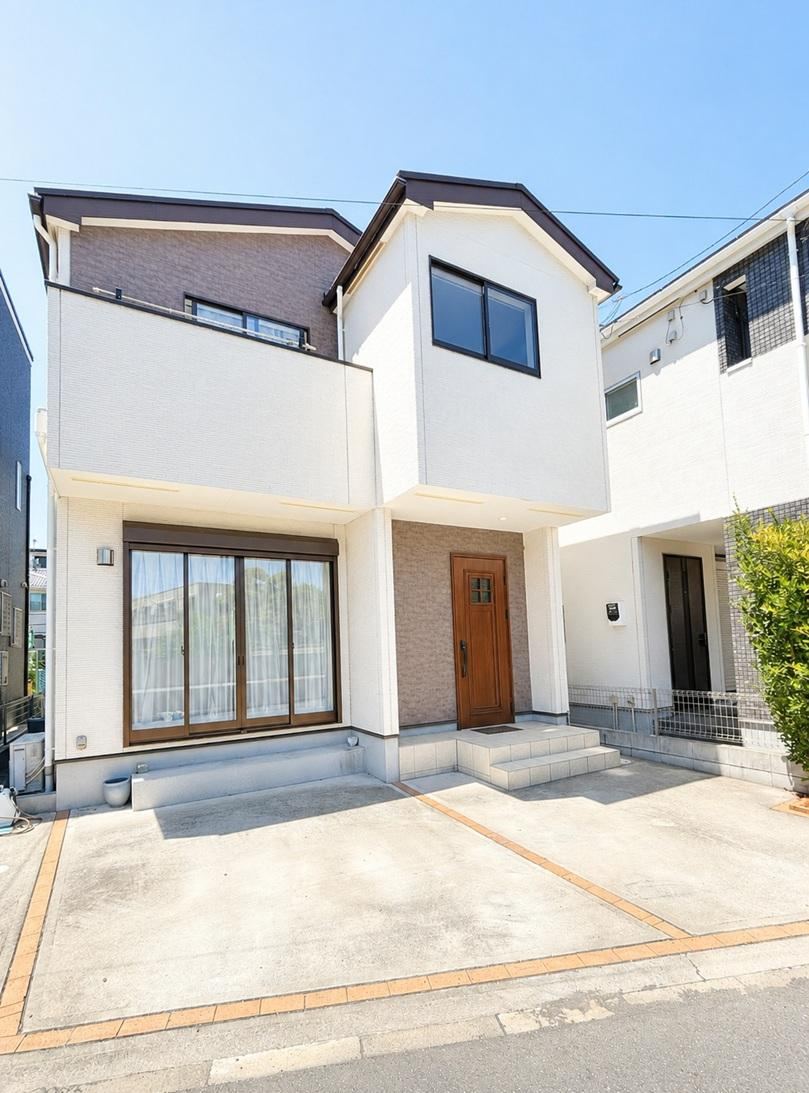 4LDK house in Ichikawa, Chiba - Photo 1