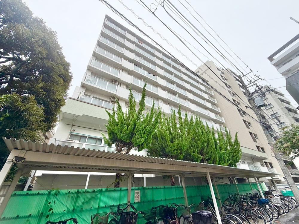 2K apartment in Taito Ward, Tokyo - Photo 1
