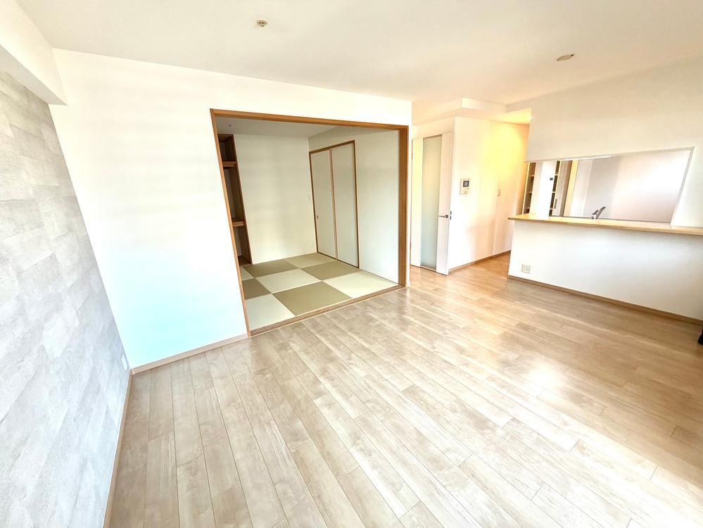 3LDK apartment in Nishi Ward, Osaka - Photo 1