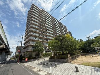 4LDK apartment in Moriyama