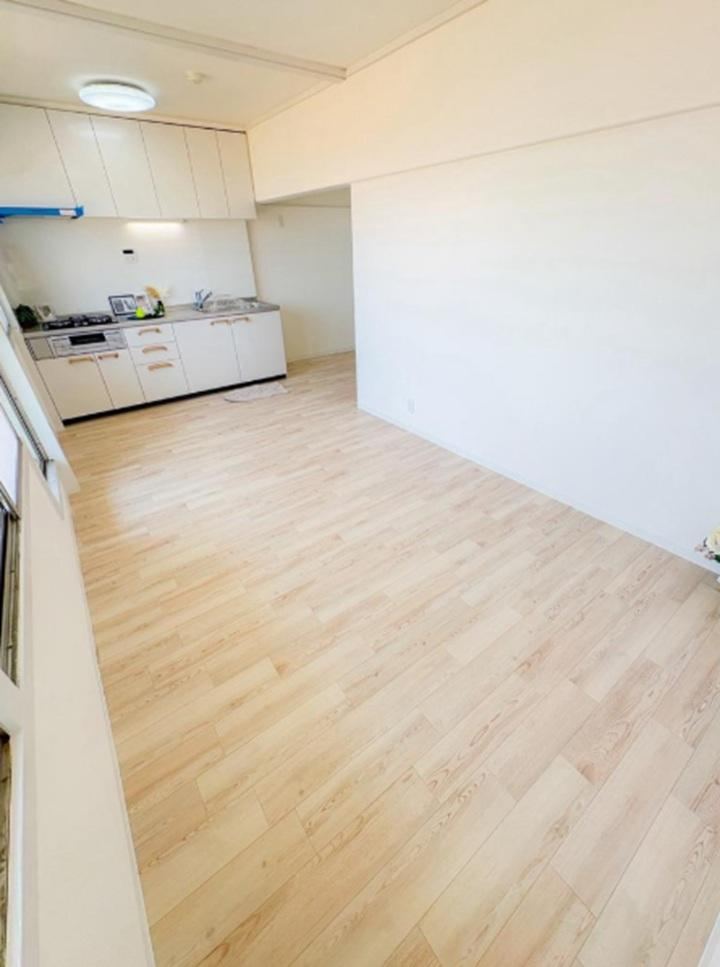 2LDK apartment in Higashinada Ward, Kobe, Hyogo - Photo 1