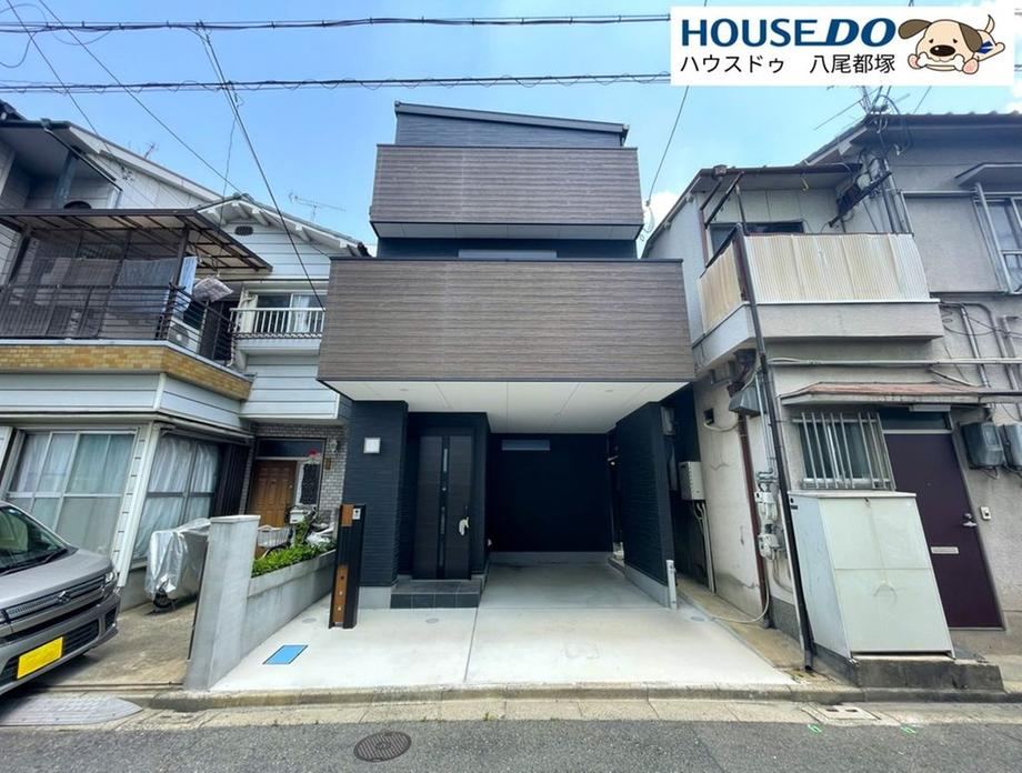 4LDK house in Yao, Osaka - Photo 1
