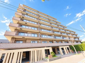 4LDK apartment in Kaizuka