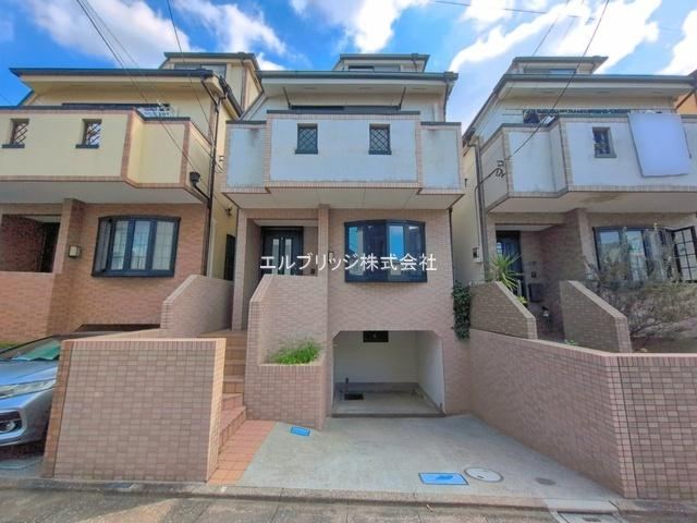 4LDK house in Toshima Ward, Tokyo - Photo 1