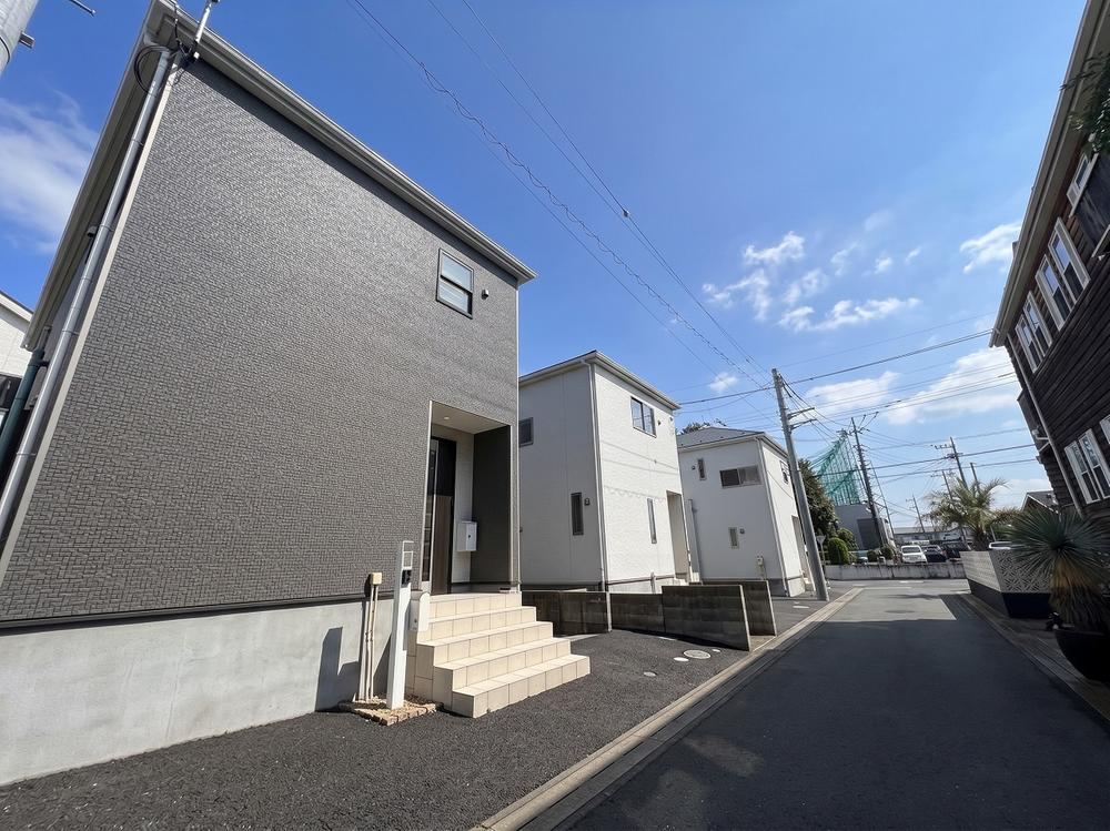 4LDK house in Soka, Saitama - Photo 1