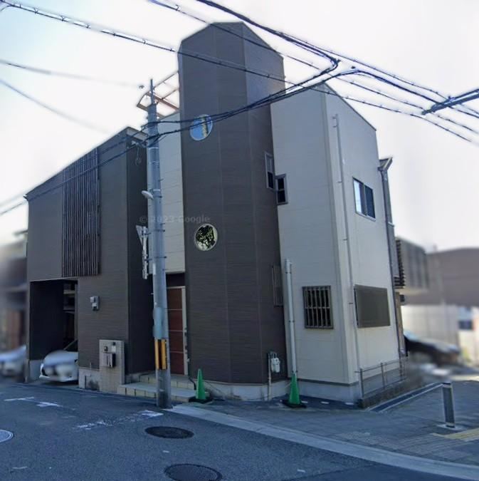 4LDK house in Toyonaka, Osaka - Photo 1