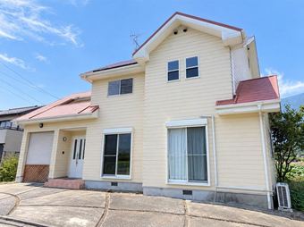 5LDK+S house in Shikokuchuo