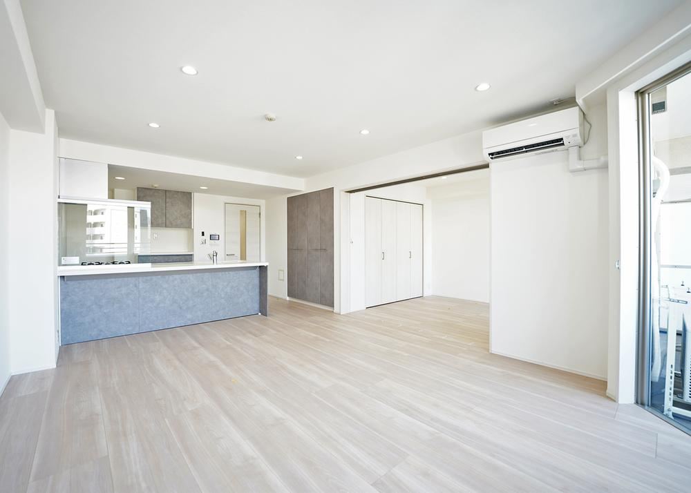 3LDK+S apartment in Nishi Ward, Yokohama, Kanagawa - Photo 1