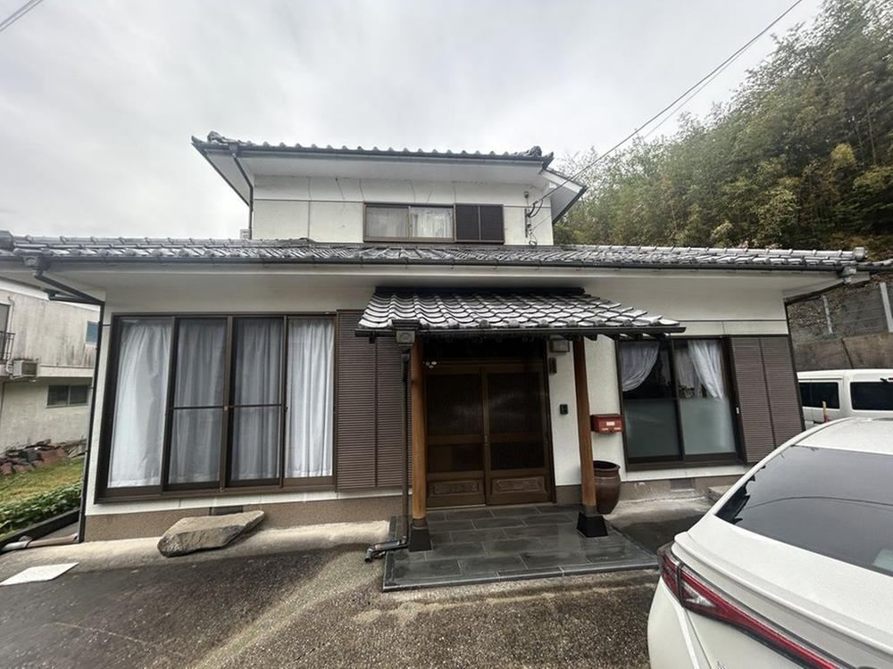 4LDK house in Kitsuki, Oita - Photo 1