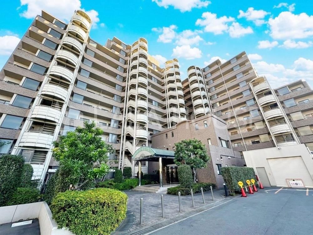 3LDK apartment in Chuo Ward, Saitama - Photo 1