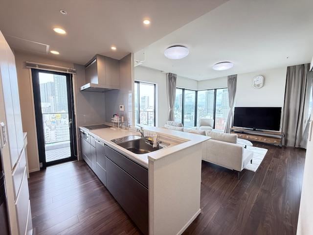 3LDK apartment in Kita Ward, Osaka - Photo 1