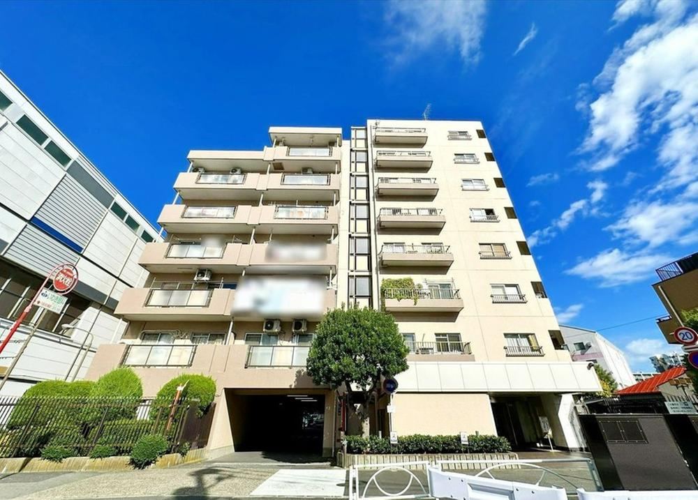 2LDK apartment in Sumida Ward, Tokyo - Photo 1