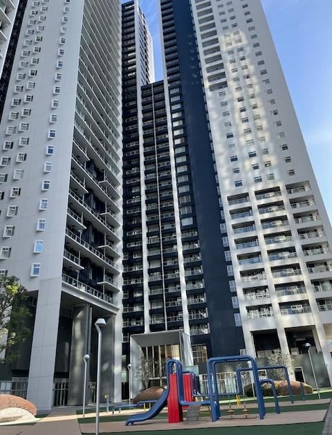 2LDK+S apartment in Minato Ward, Tokyo - Photo 1