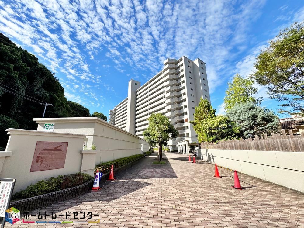 4LDK apartment in Minami Ward, Hiroshima - Photo 1