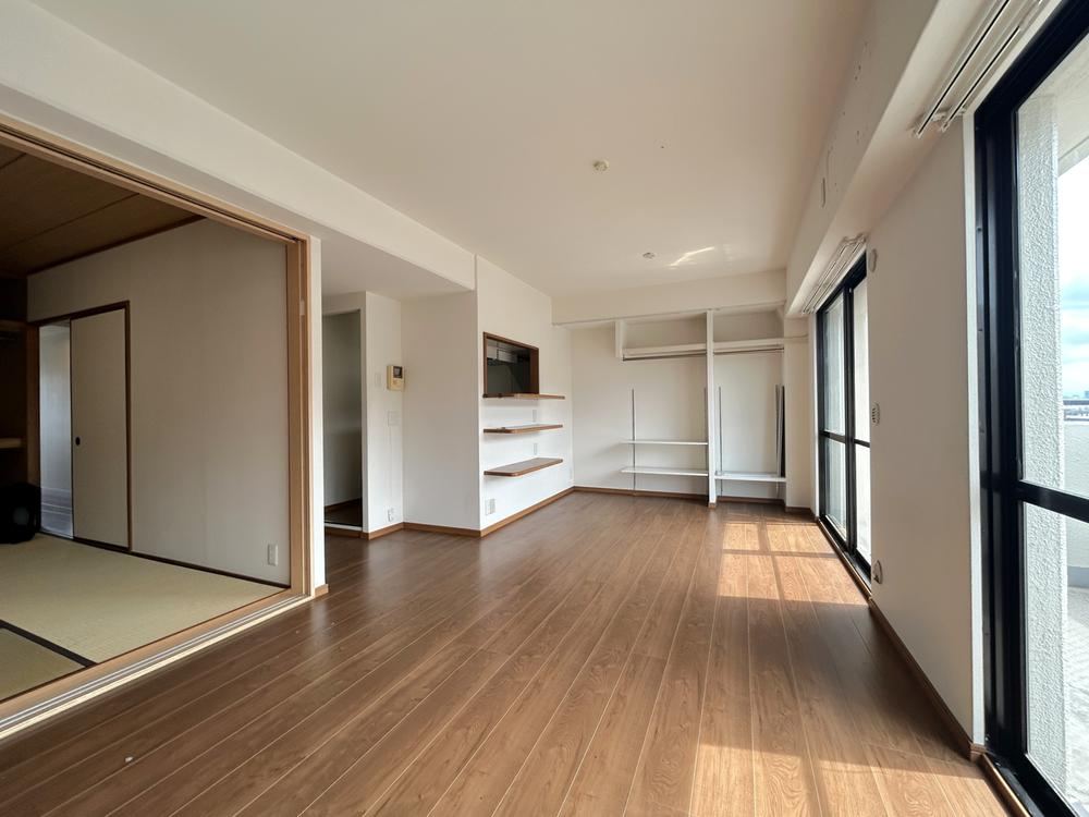 3LDK apartment in Amagasaki, Hyogo - Photo 1