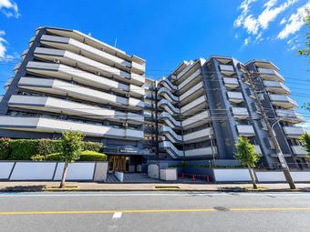 3LDK apartment in Yamato