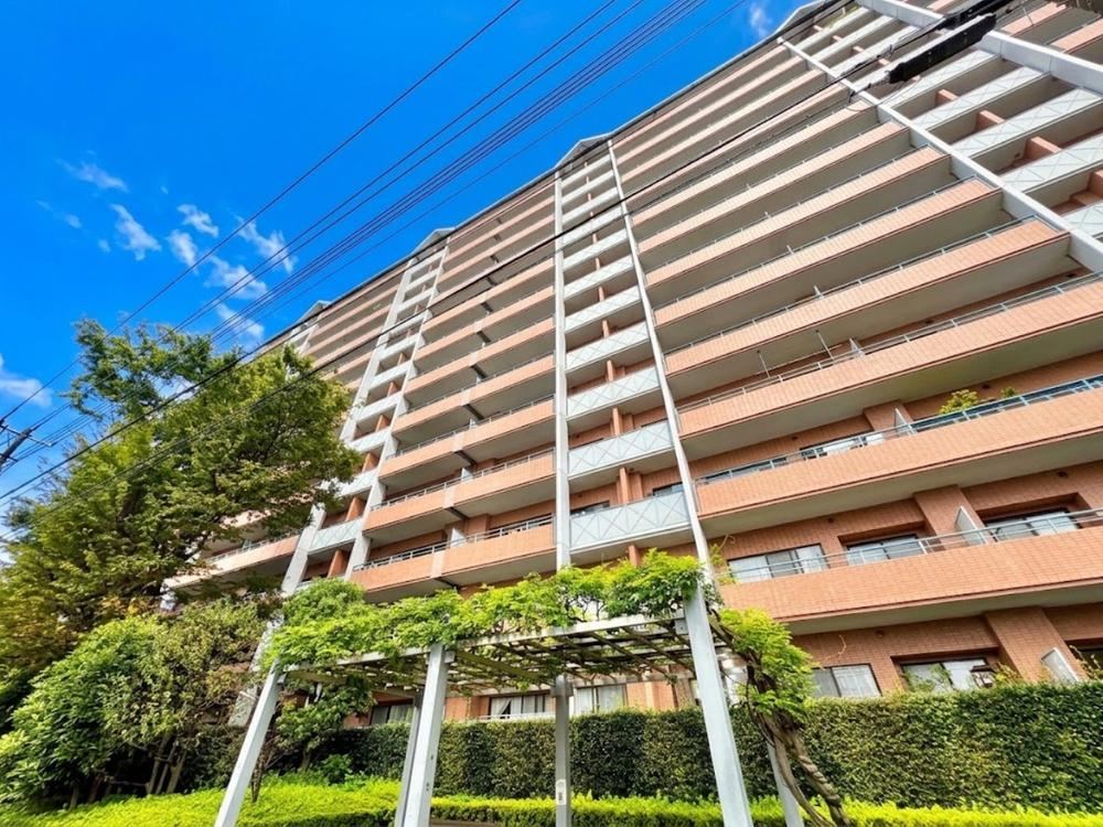 3LDK apartment in Musashino, Tokyo - Photo 1