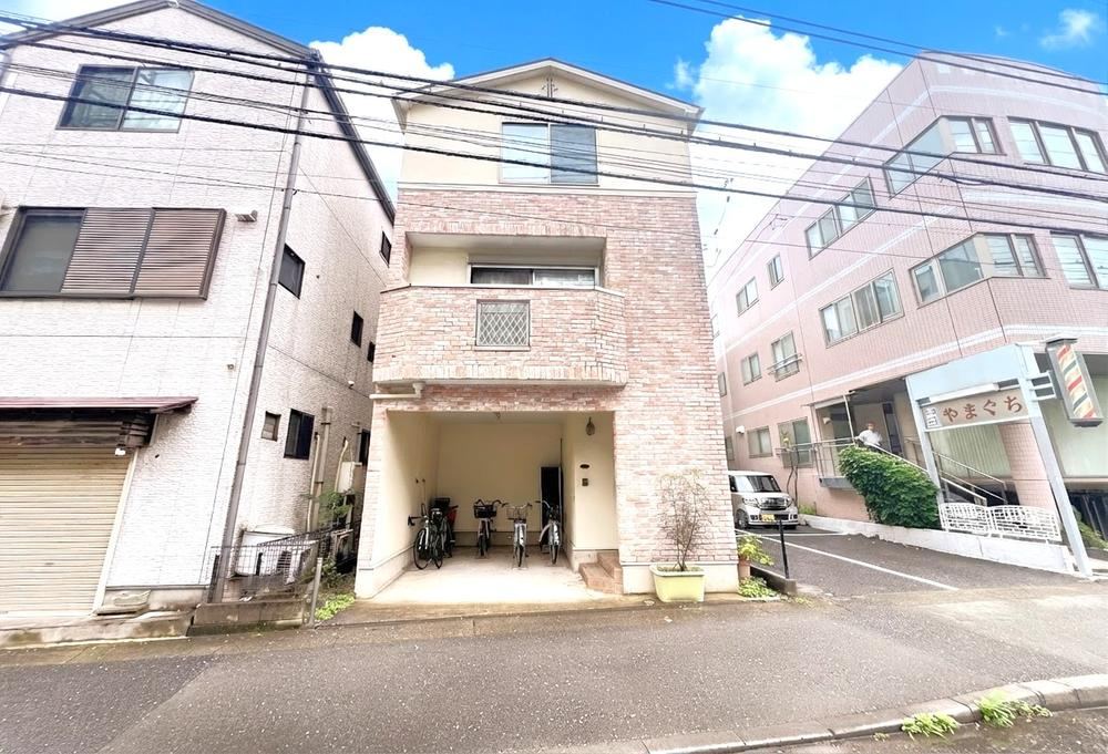 2LDK house in Saiwai Ward, Kawasaki, Kanagawa - Photo 1